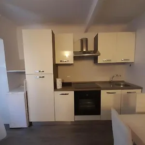  Appartamento House In Porta Venezia Italia